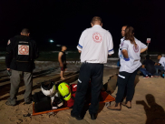 يافا: عمليات بحث واسعة خلف فتاة غرقت على شاطئ البحر 