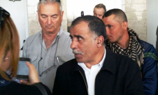 فيديو: جد الطفل أحمد د وابشة "قاتل ابنتي وزوجها وابنها يضحك أمامي"