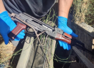 اعتقال مشتبهين من اللد بحيازة أسلحة ومخدرات