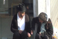 بالفيديو: وكيل سري يوقع 20 مشتبهاً في قبضة الشرطة بشبهة تجارة السموم 