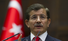 اوغلو: لن ينجحوا بإعادة مصر الى الوراء