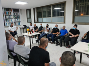 يافا: شباب الحركة الإسلامية يكرمون إخوانهم الخريجَين الجامعيّين 