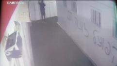 فيديو: مشتبه يقوم بخط شعارات مسيئة بالقرب من فولفسون جنوب يافا