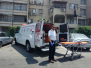  بالصور: اصابة متوسطة لطفل "4 سنوات" بحادث دهس باللد