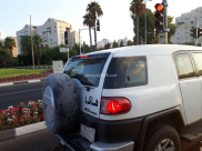  صور: سيارة تحمل لوحة تسجيل سعودية في تل ابيب ! 