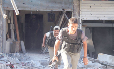 المعارضة السورية تهاجم قوات النظام بمخيم اليرموك وتحرر ابنية