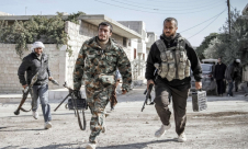 قبضة النظام السوري تتهاوى: خسائر شمال البلاد ووسطها