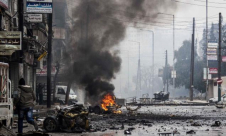 قصف متجدد لليرموك والاف الأطفال يواجهون الموت