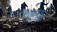 قتيل وعشرات الجرحى خلال مظاهرات الجزائر