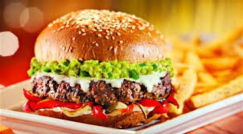 الـ “همبرغر” والـ “كولا” ممنوعة في مدارس البلاد… ما الممنوع أيضا؟