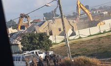 هدم منزلين في قلنسوة بحجة "البناء غير المرخص"