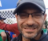 ماذا حدث مع صحفي اسرائيلي عند اكتشافه بين الجماهير في قطر؟