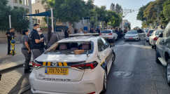  يافا: تهشيم زجاج دورية تابعة للشرطة البلدية واعتقال قاصر 