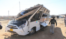  مصرع 35 مصريا بسقوط حافلتهم بترعة بالجيزة