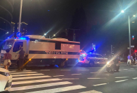 فيديو: الشرطة تعتقل عدداً من المتظاهرين ضد نتنياهو في دوار الساعة بيافا