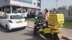 اللّد: إصابة شرطي في حادث طعن واعتقال المشتبه