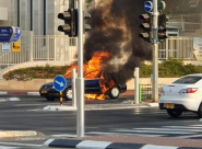  فيديو: احتراق مركبة في ريشون لتسيون دون اصابات 