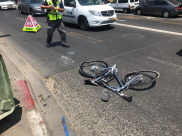  اصابة حرجة لراكب دراجة هوائية اثر تعرضه لحادث دهس في مدينة يافا