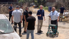 وزير العلوم والرياضة الاسرائيلي في زيارة لقرية دهمش 