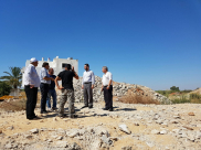 وفد من"الوفاء والإصلاح" في جولة تفقدية لحي دهمش ولقرية أم الحيران