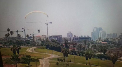 يافا: الشرطة توقف 3 مشتبهين بالقيام بالطيران المظلّي واستخدام طائرات شراعيّة