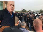 بالفيديو: جموع غفيرة من أهالي يافا يشاركون في تشييع جثمان المواطن اشرف ابو قاعود