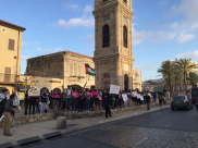 فيديو: لليوم الثاني على التوالي - تظاهرة في دوار الساعة بمدينة يافا تضامناً مع غزة 