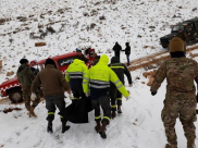 صور: مصرع 13 لاجئا جراء العاصفة الثلجية خلال محاولتهم دخول لبنان
