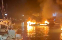  عكا: احتراق عدد من القوارب في الميناء اثر شجار بين مجموعتين