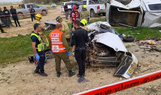 النقب: مصرع 4 أشخاص بينهم طفلتان في حادث طرق