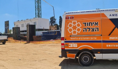 إصابة عامل بجروح خطيرة إثر سقوطه من علو في نتانيا