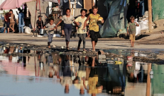 وزارة الصحّة في غزّة تعلن القطاع بكامله منطقة موبوءة بشلل الأطفال