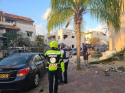 رشقات صاروخية على الجليل والجولان وانفجارات بمنطقة حيفا