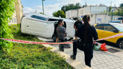 يافا: انقلاب سيارة واصابة سائقتها بحادث طرق ذاتي