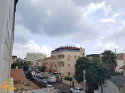 الطقس: أمطار متفرقة وأجواء باردة نسبياً 