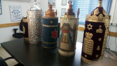 الشرطة تتمكن من إستعادة "5 سفر توراة" سُرقت من كنيس بيافا 