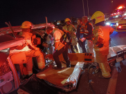 اصابة شخصين بانقلاب مركبة قرب الرملة فجر اليوم 