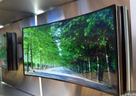 صور:  سامسونج تطرح أول تليفزيون منحني