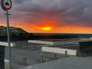  صورتي الأجمل: صور رائعة لغروب الشمس التقطت اليوم