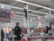 بالفيديو: خطة غبية للهروب من قبضة الشرطة