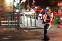 الرملة: اصابة سيدتين بالهلع اثر القاء قنبلة صوتية تجاه محل تجاري 