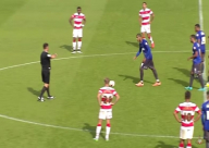 فيديو: فريق يسجل بالخطأ فيترك المنافس يتعادل