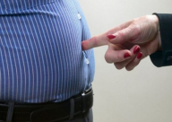 6 أسباب تجعلك تخسر معركتك مع الكرش