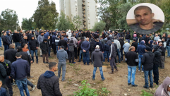 بالفيديو: جموع غفيرة من أهالي اللد تُشارك في تشييع جثمان الشاب ثابت الباز