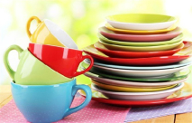 انتبه.. الأواني الزجاجية الملونة خطر مميت!