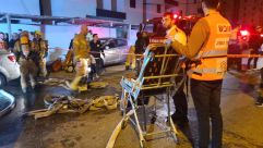 مصرع شخص واصابة اخرين بحريق داخل شقة في تل أبيب