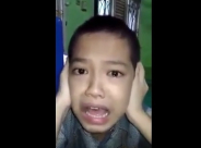 فيديو: بكاء طفل صيني في الآذان يثير إعجاب رواد مواقع التواصل