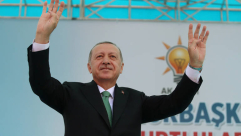 انهيار الليرة التركية لمستوى قياسي جديد