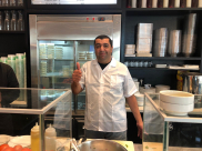   عودة محبوب اليافيين "محمد أبو دية" الى مطعم حاج كحيل من جديد