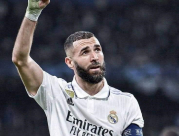 بنزيمة يلحق برونالدو إلى الدوري السعودي